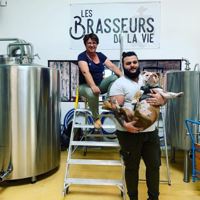 https://www.lesbrasseursdelavie.com/wp-content/uploads/2025/03/les-brasseurs-de-la-vie-Ateliers-de-brassage-et-de-distillation-640x640.jpg